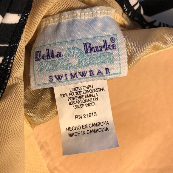 Delta Burke One Piece Swimsuit Black and White Floral Size 18W - Picture 3 of 7